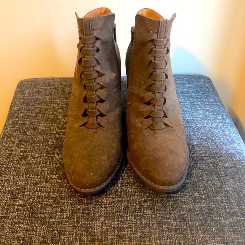 Mossimo olive booties